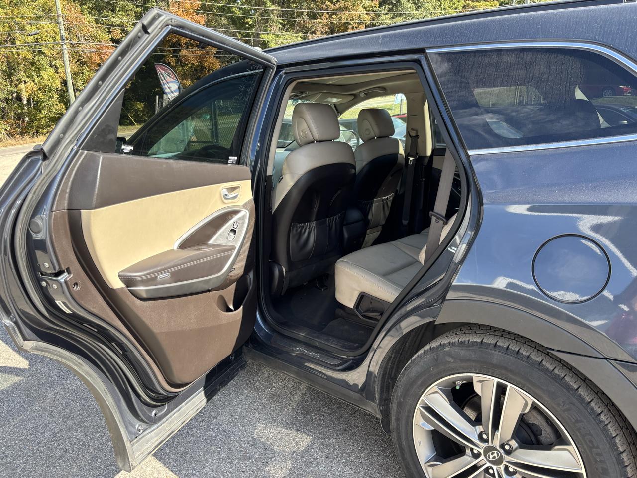 Hyundai Santa Fe Limited FWD 2014