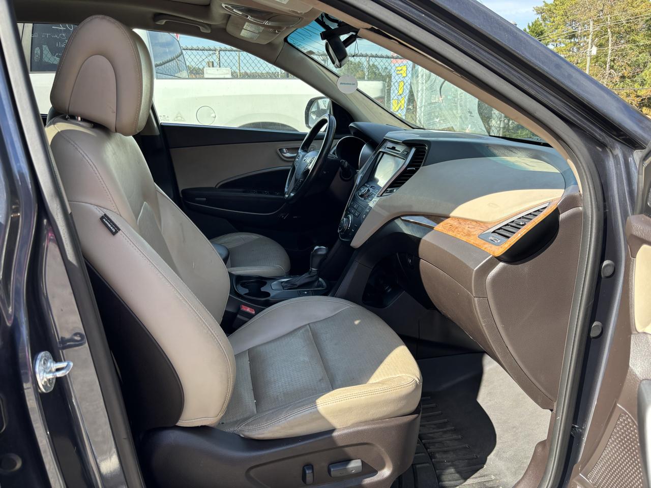 Hyundai Santa Fe Limited FWD 2014