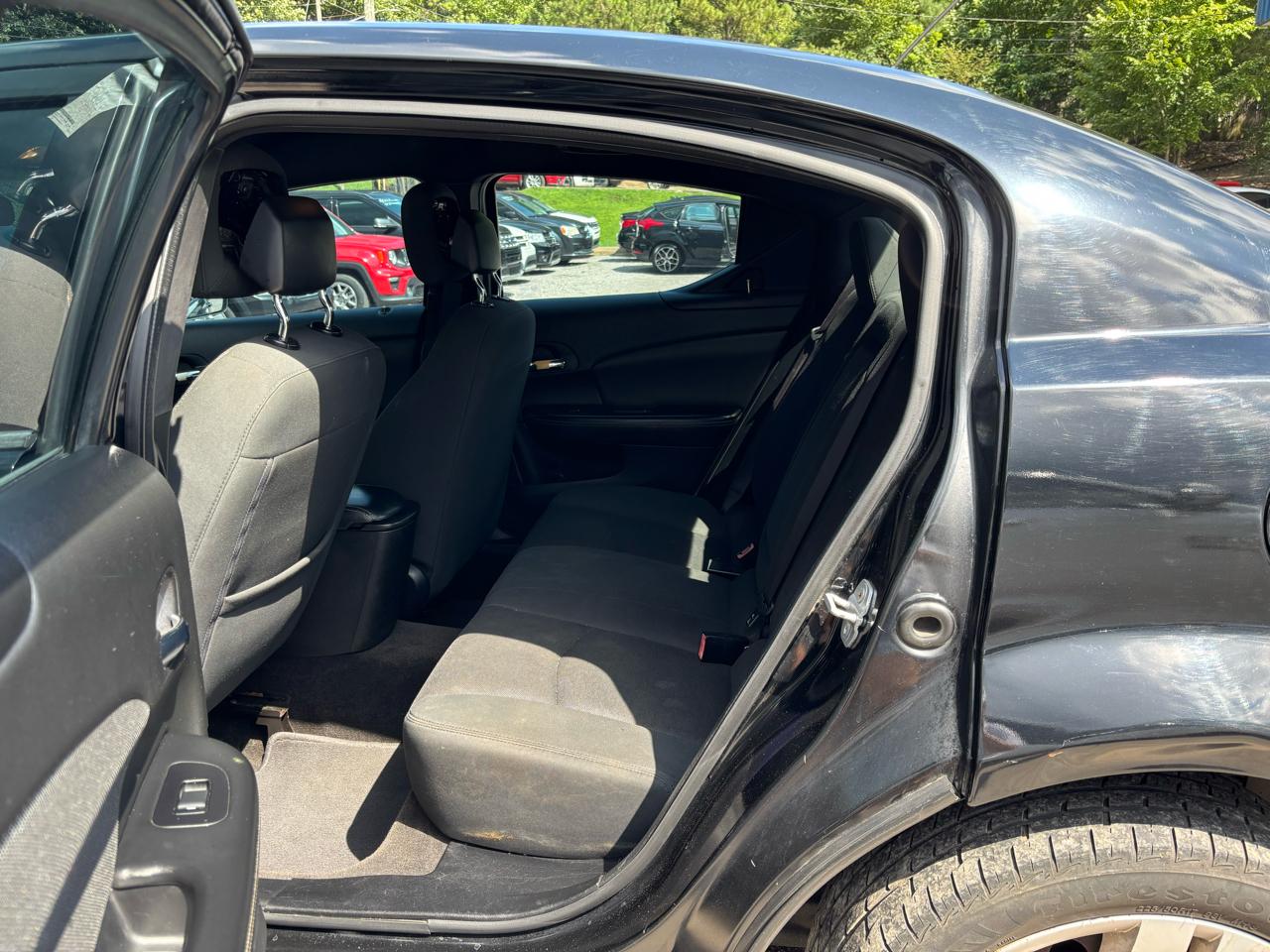 Dodge Avenger Base 2012