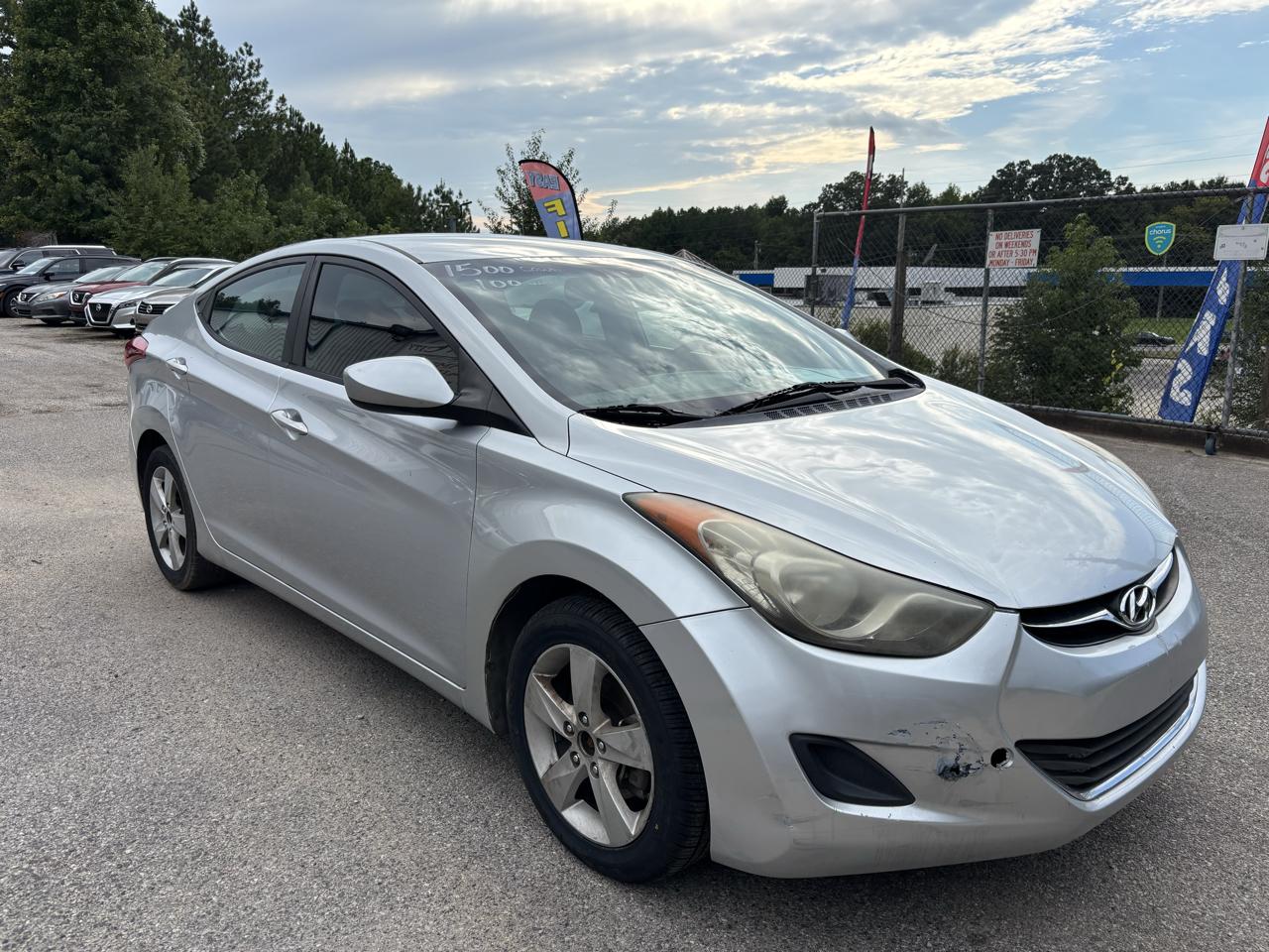 Hyundai Elantra GLS M/T 2013