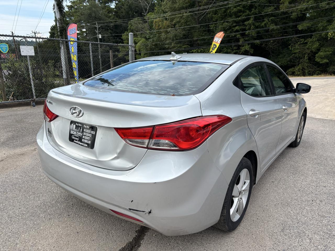 Hyundai Elantra GLS M/T 2013
