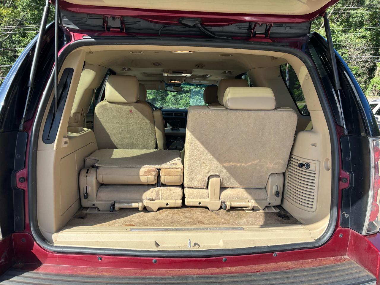 GMC Yukon Denali 2WD 2011