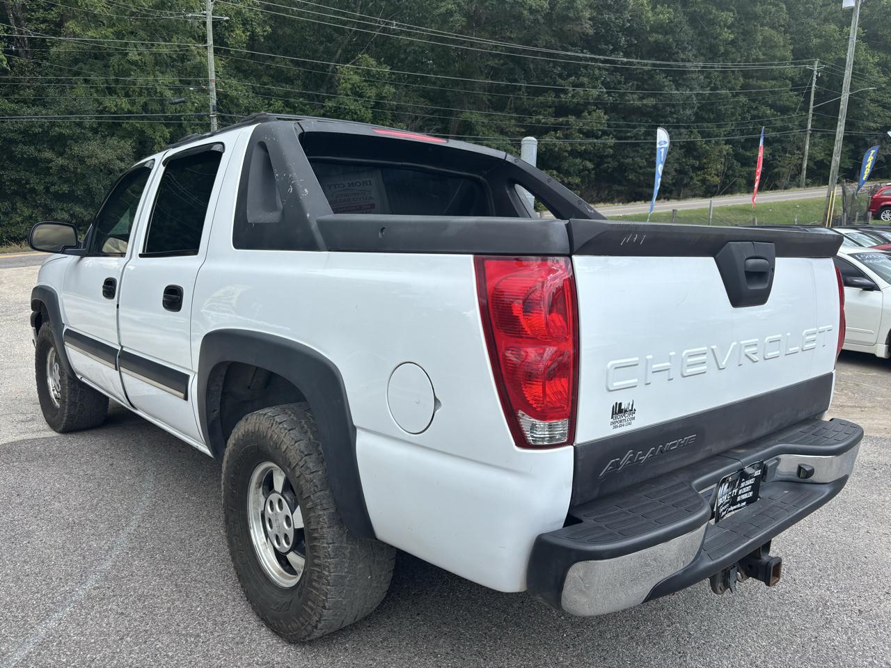 Chevrolet Avalanche 1500 4WD 2003