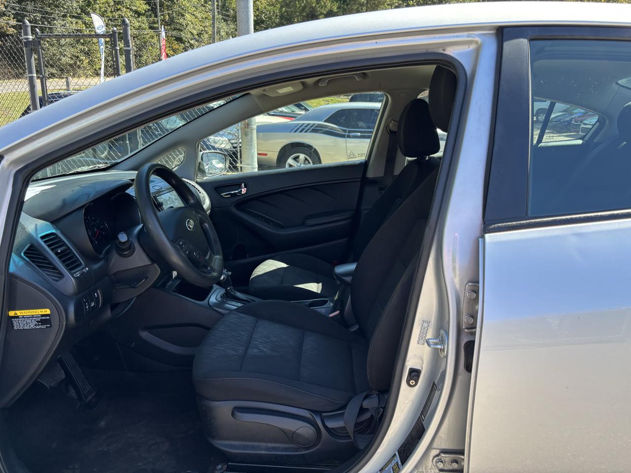 Kia Forte LX w/Popular Package 2016