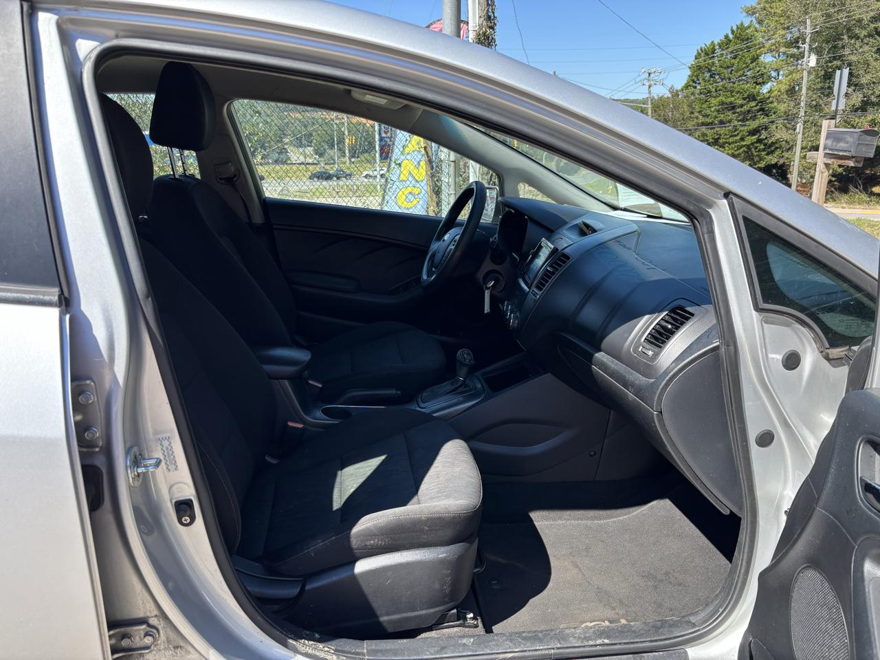 Kia Forte LX w/Popular Package 2016