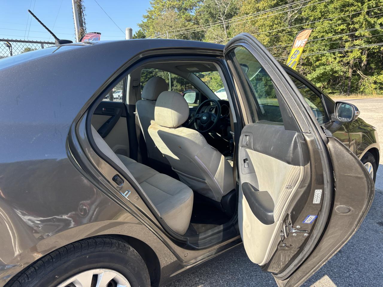 Kia Forte EX 2010