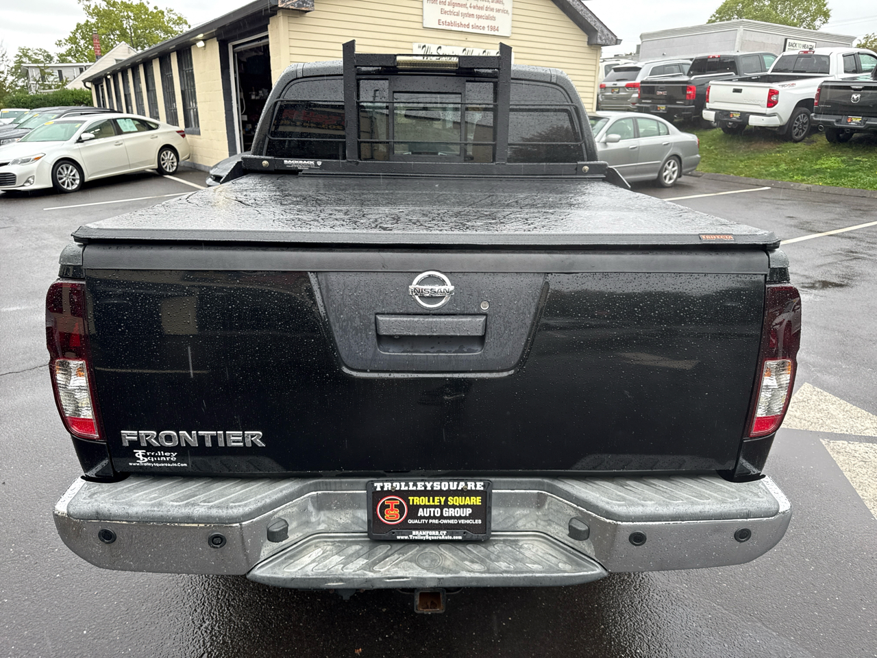 Nissan Frontier SV Crew Cab 4WD 2016 Nissan Frontier SV Crew Cab 4WD 2016