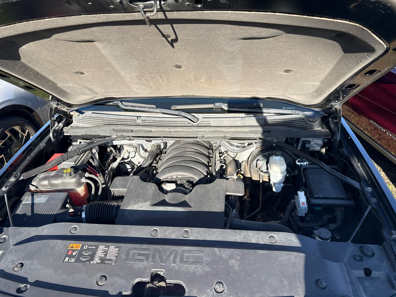 GMC Sierra 1500 Denali Crew Cab Short Box 4WD 2015 GMC Sierra 1500 Denali Crew Cab Short Box 4WD 2015