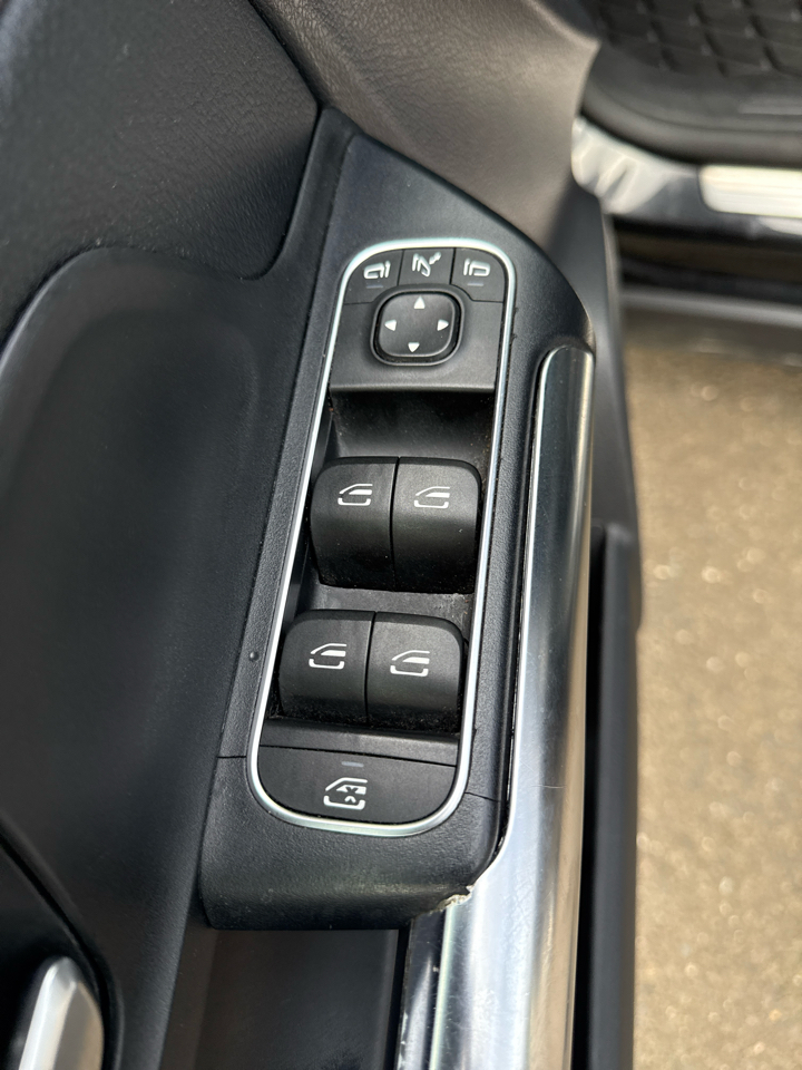 Mercedes-Benz GLA-Class GLA250 4MATIC 2022 Mercedes-Benz GLA-Class GLA250 4MATIC 2022
