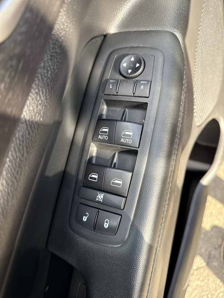 Jeep Grand Cherokee Laredo 4WD 2018 Jeep Grand Cherokee Laredo 4WD 2018
