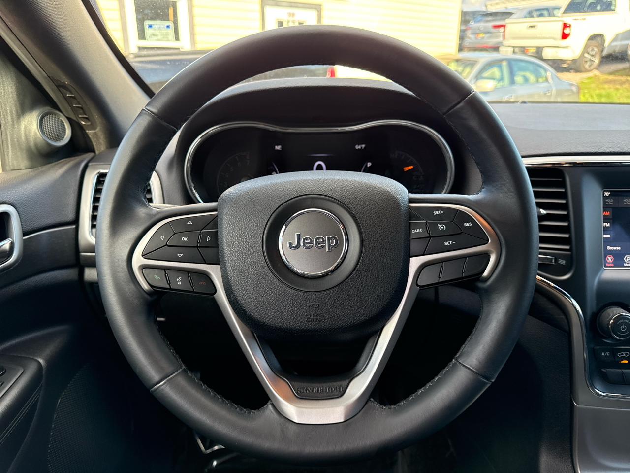 Jeep Grand Cherokee Laredo 4WD 2018 Jeep Grand Cherokee Laredo 4WD 2018