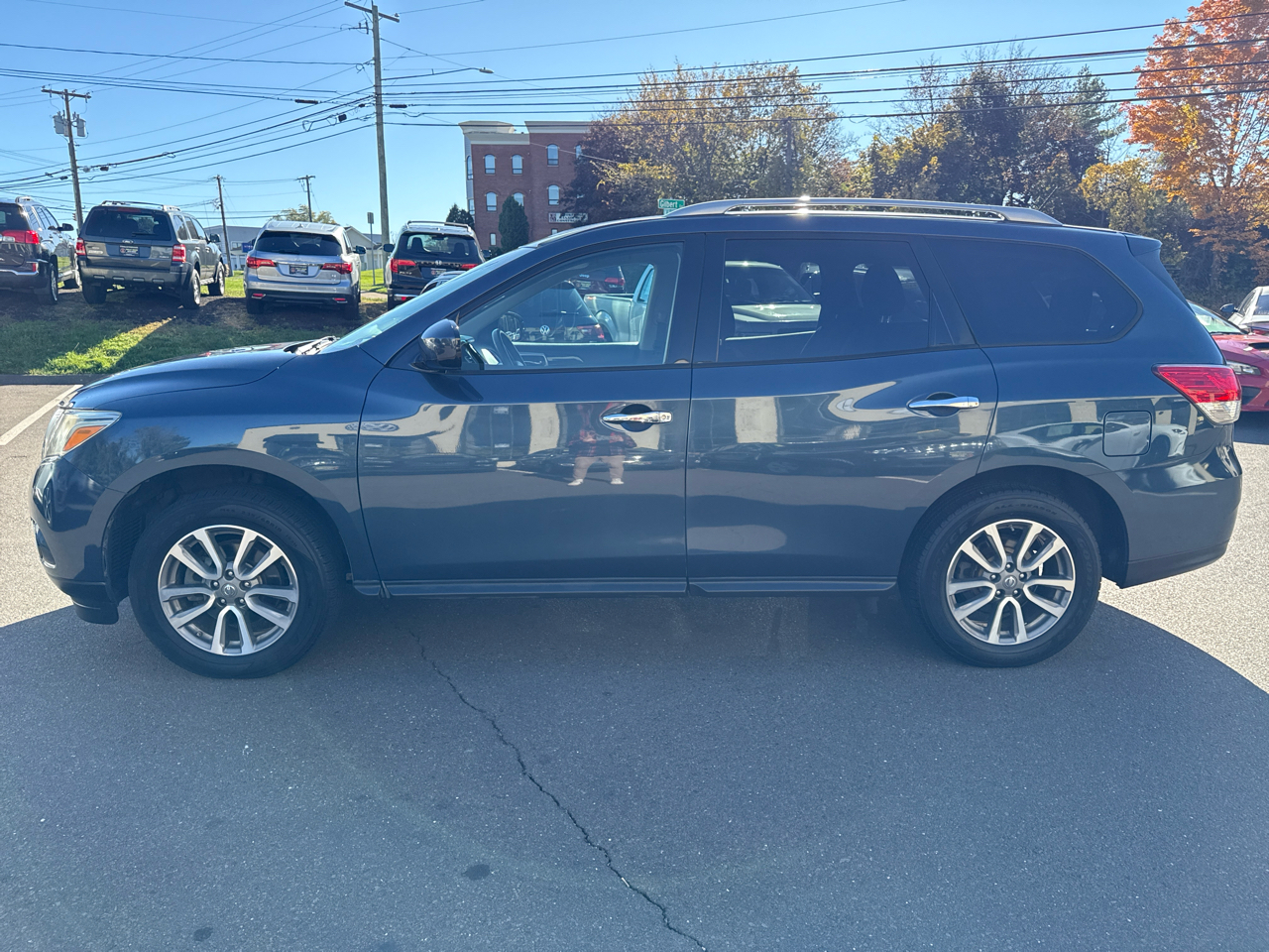 Nissan Pathfinder S 4WD 2014 Nissan Pathfinder S 4WD 2014