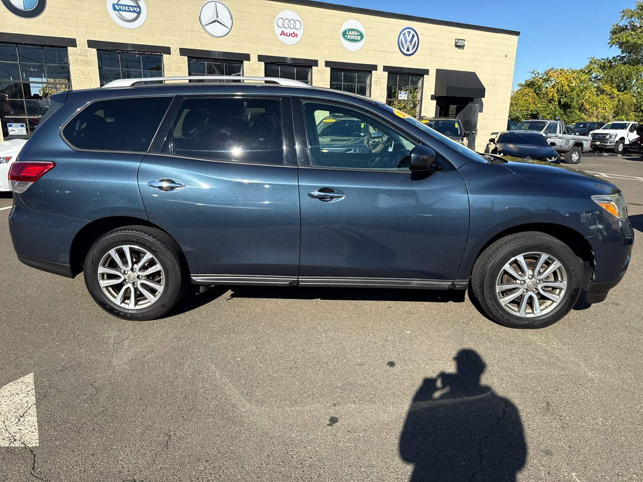 Nissan Pathfinder S 4WD 2014 Nissan Pathfinder S 4WD 2014