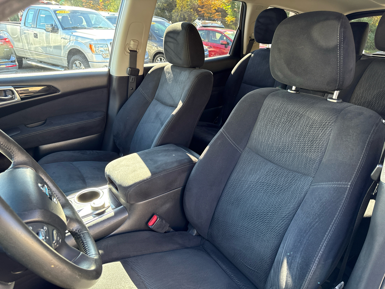 Nissan Pathfinder S 4WD 2014 Nissan Pathfinder S 4WD 2014