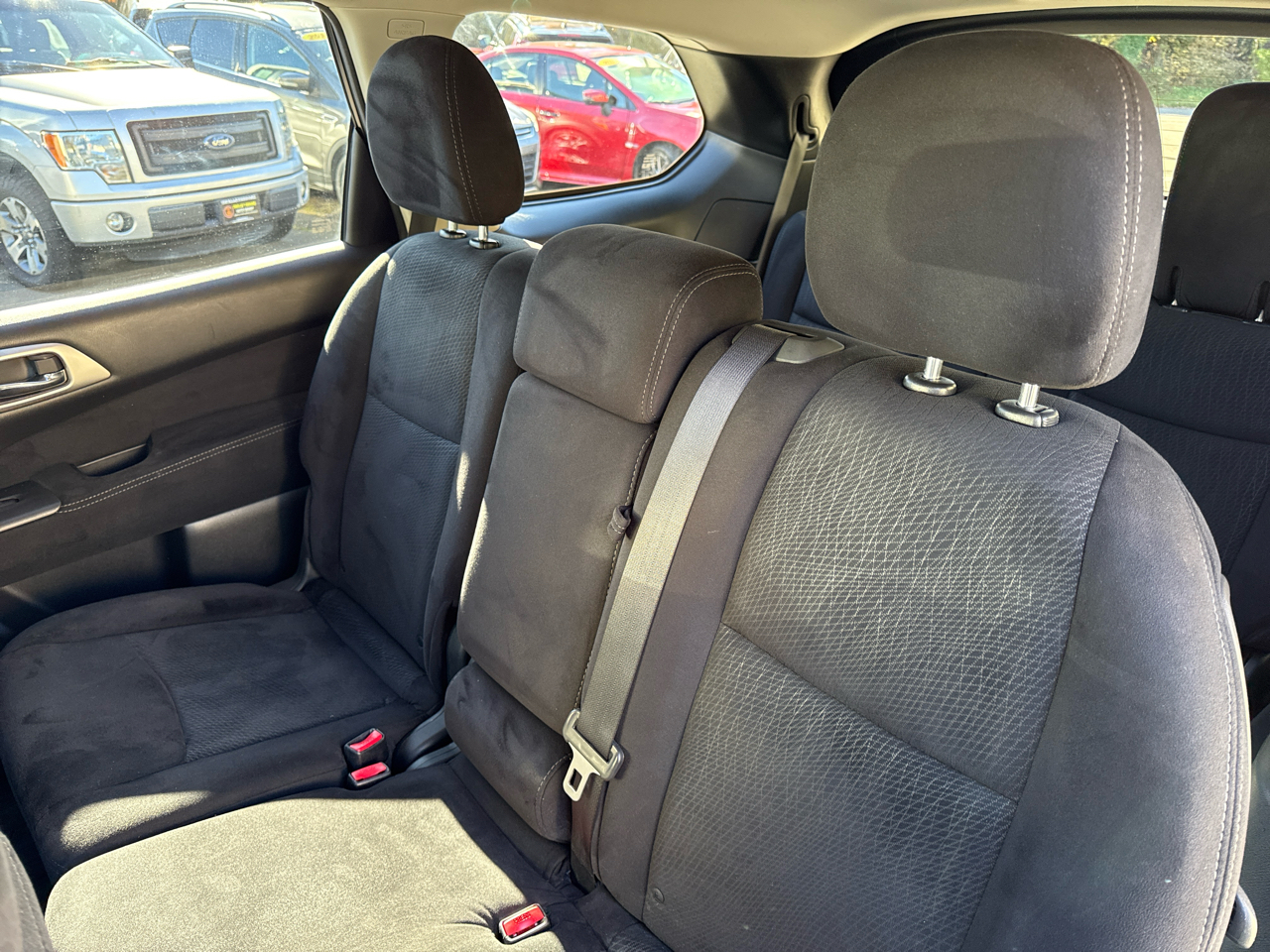 Nissan Pathfinder S 4WD 2014 Nissan Pathfinder S 4WD 2014