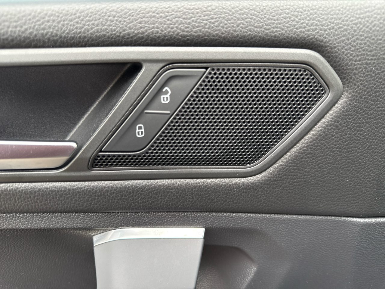 Volkswagen Tiguan SE 4Motion AWD 2020 Volkswagen Tiguan SE 4Motion AWD 2020