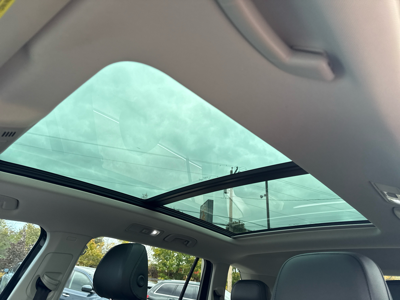 Volkswagen Tiguan SE 4Motion AWD 2020 Volkswagen Tiguan SE 4Motion AWD 2020