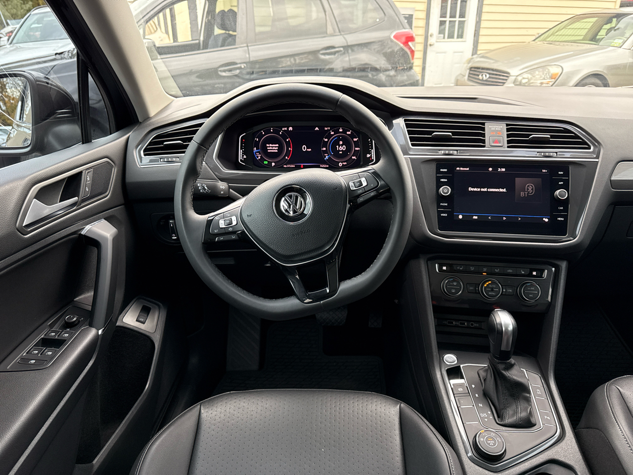 Volkswagen Tiguan SE 4Motion AWD 2020 Volkswagen Tiguan SE 4Motion AWD 2020