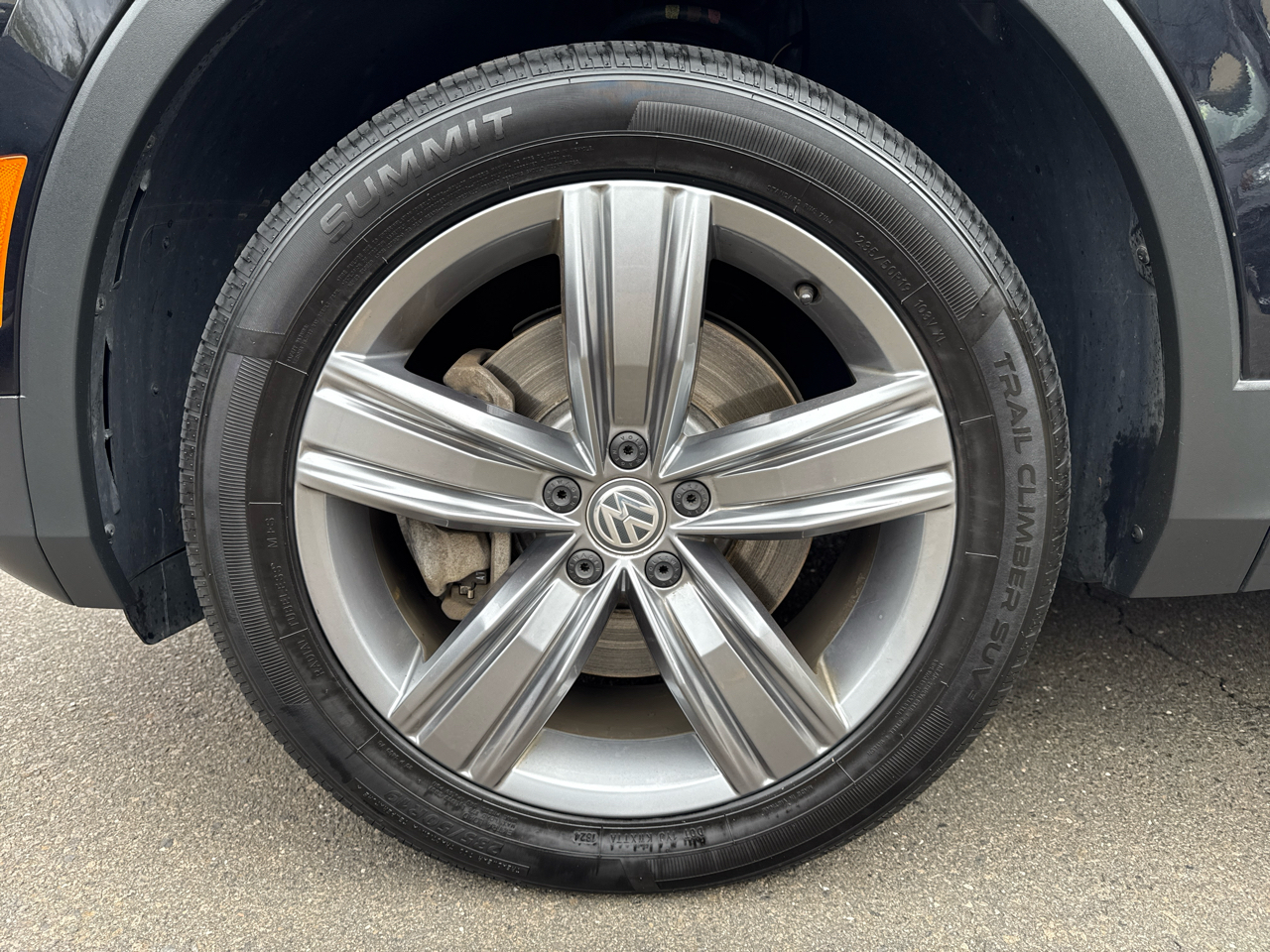 Volkswagen Tiguan SE 4Motion AWD 2020 Volkswagen Tiguan SE 4Motion AWD 2020