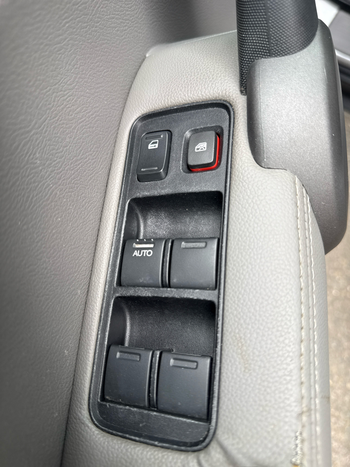 Honda CR-V EX-L 4WD 5-Speed AT 2010 Honda CR-V EX-L 4WD 5-Speed AT 2010