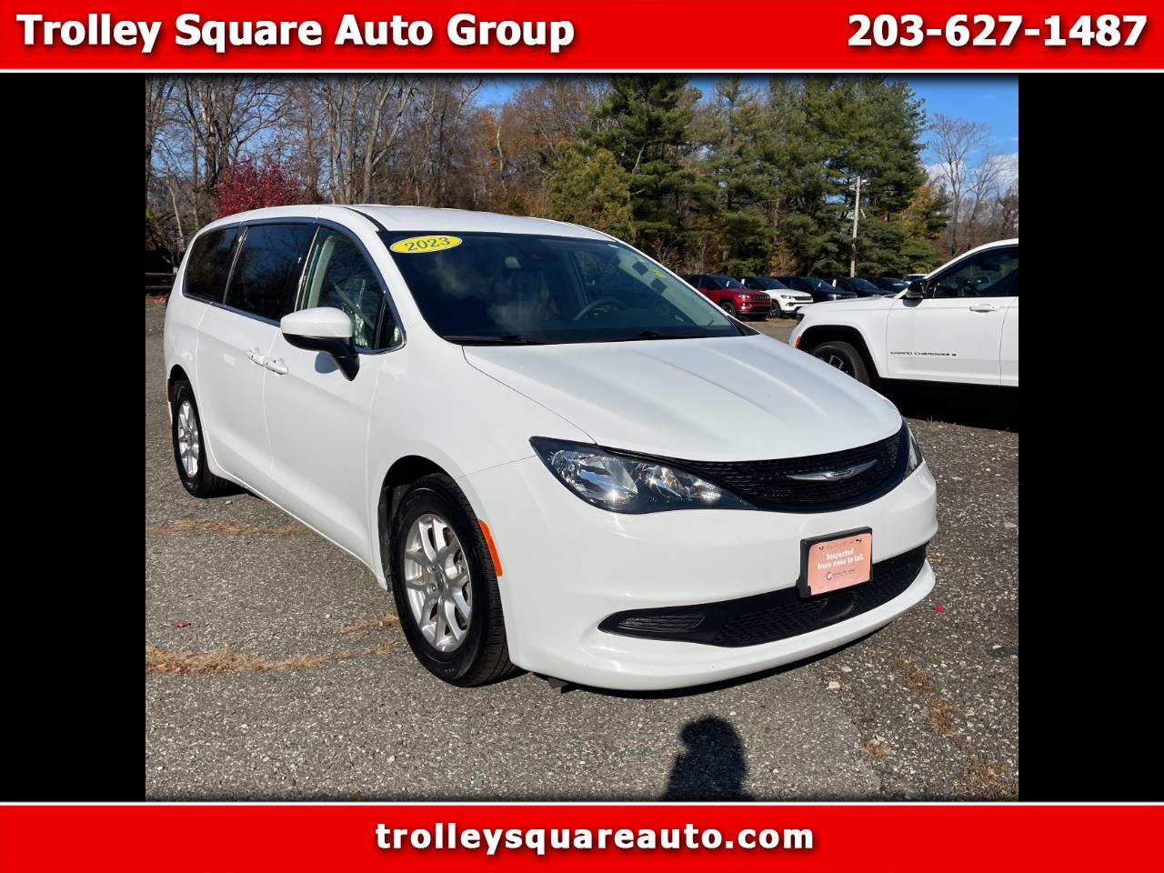 2023 Chrysler Voyager LX