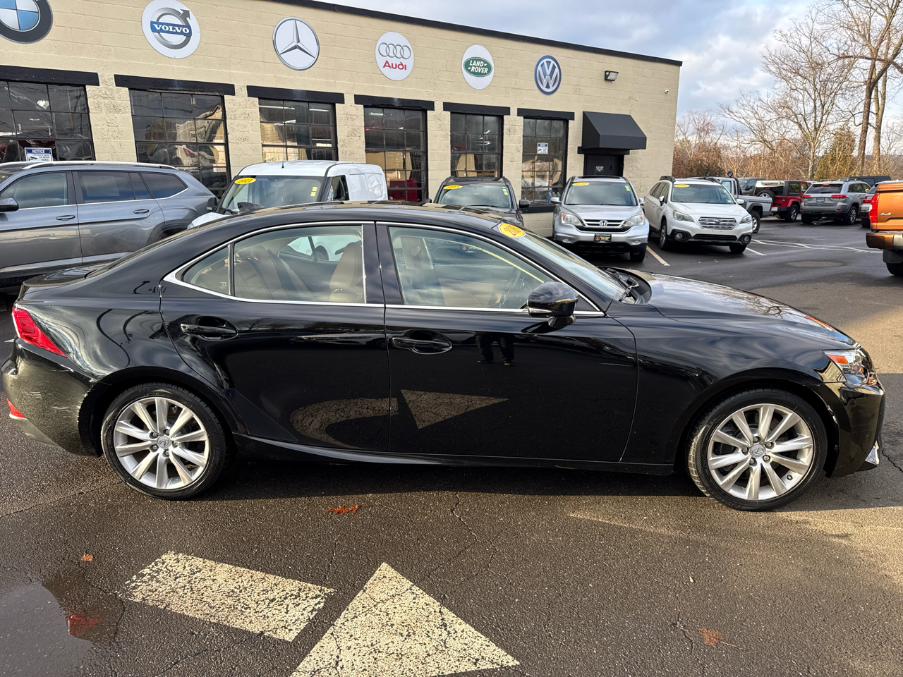 Lexus IS 300 AWD 2016