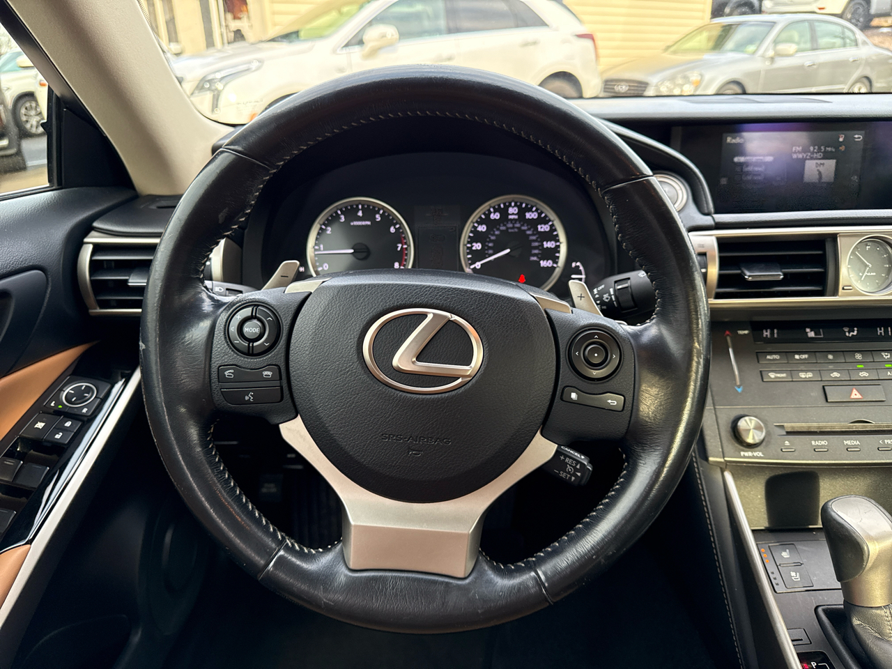 Lexus IS 300 AWD 2016