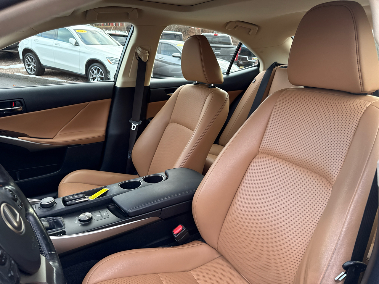 Lexus IS 300 AWD 2016