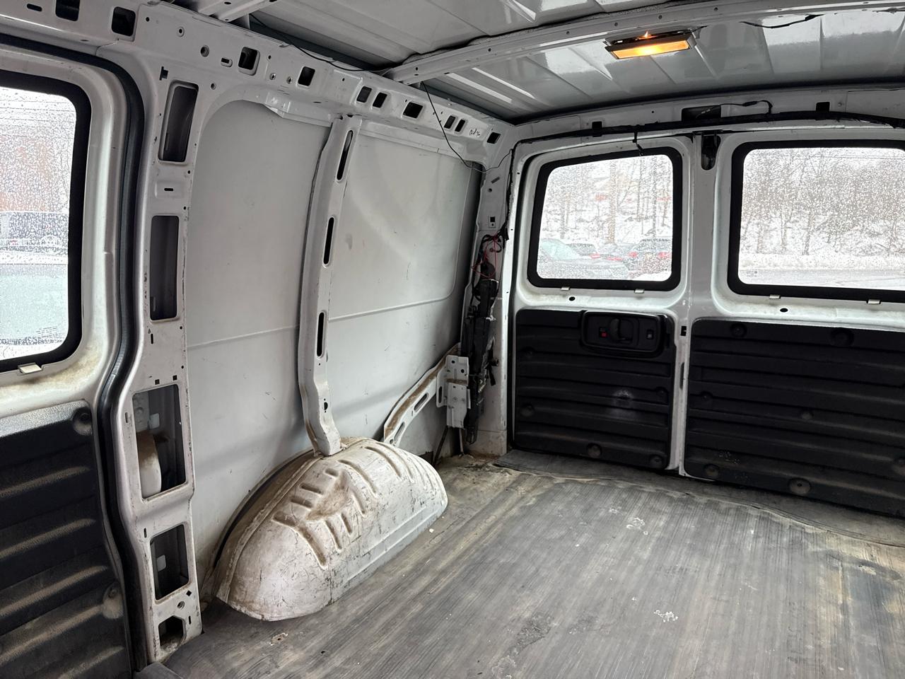 Chevrolet Express 1500 Cargo 2008