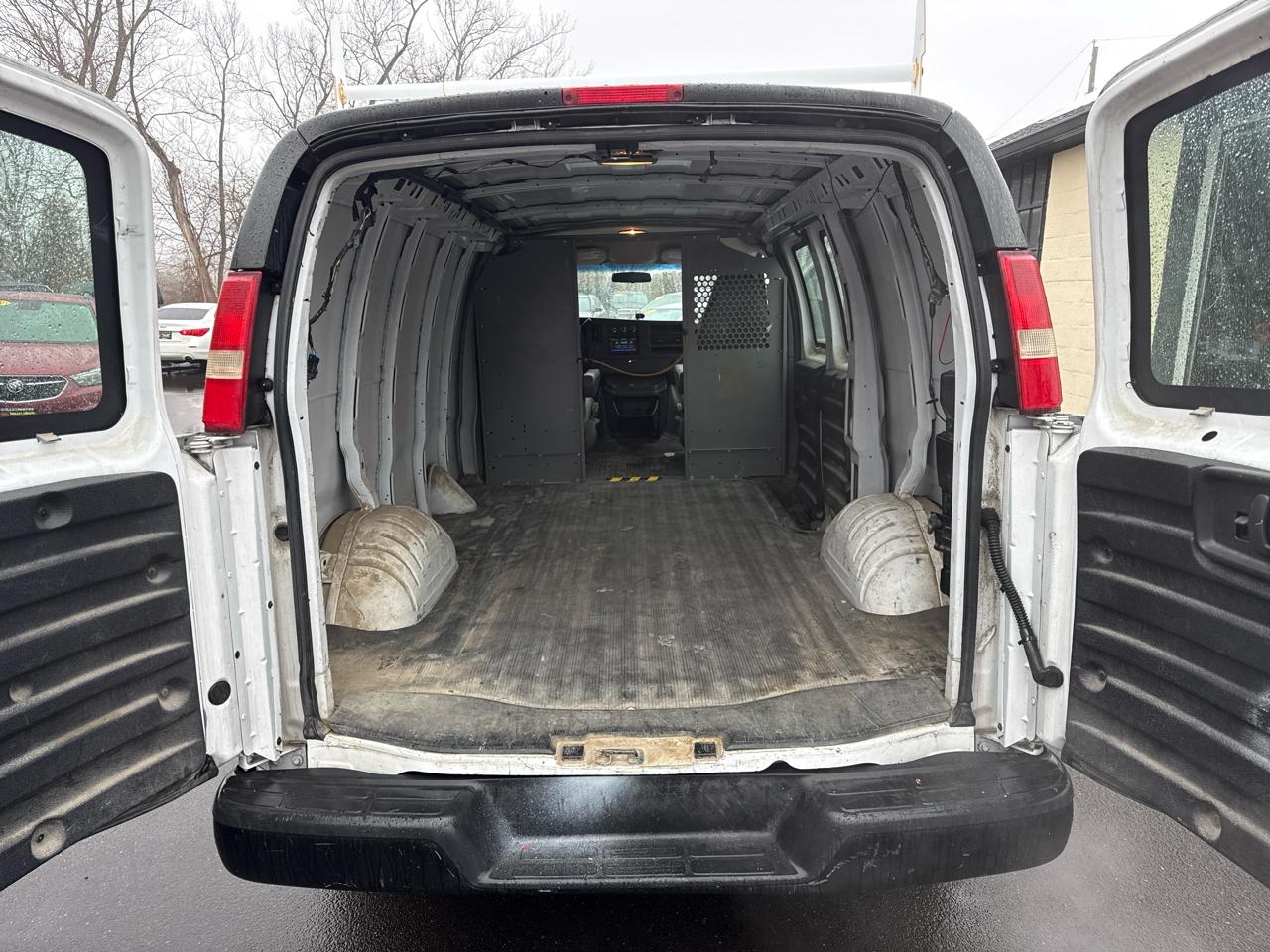 Chevrolet Express 1500 Cargo 2008