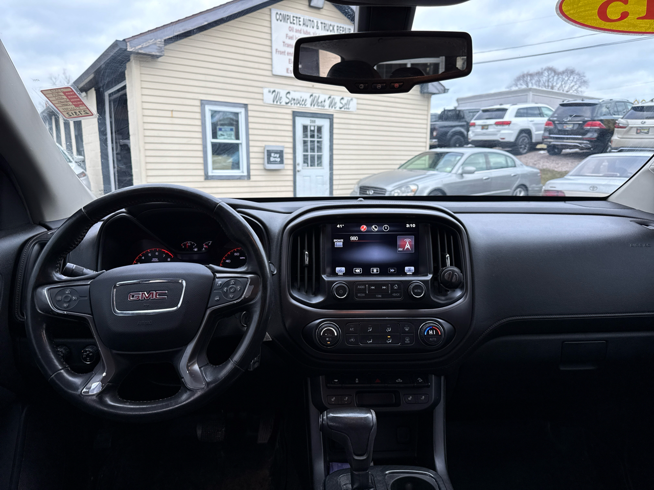 GMC Canyon SLE Crew Cab 4WD Short Box 2015