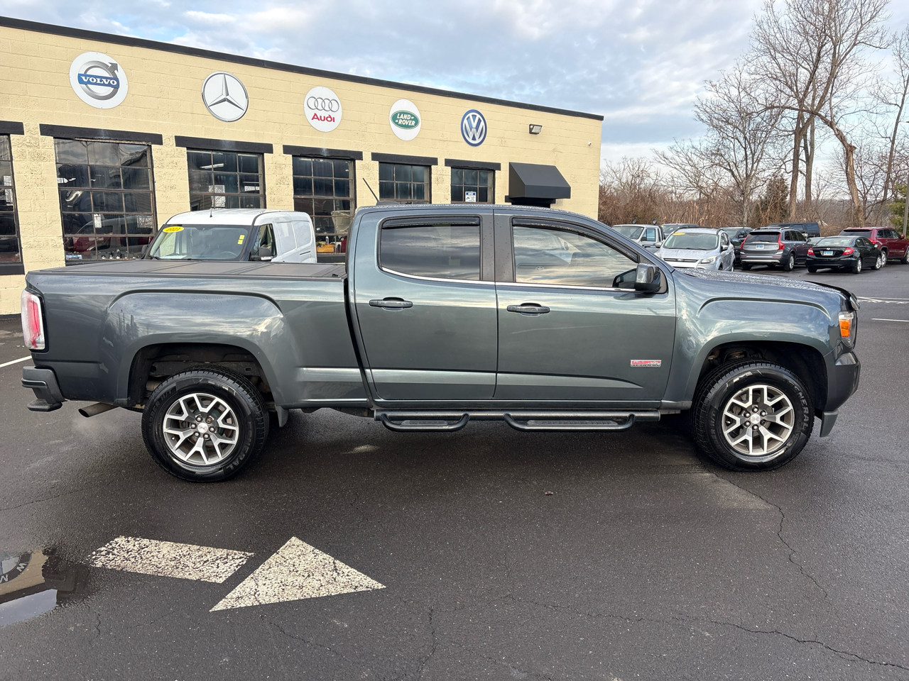 GMC Canyon SLE Crew Cab 4WD Short Box 2015