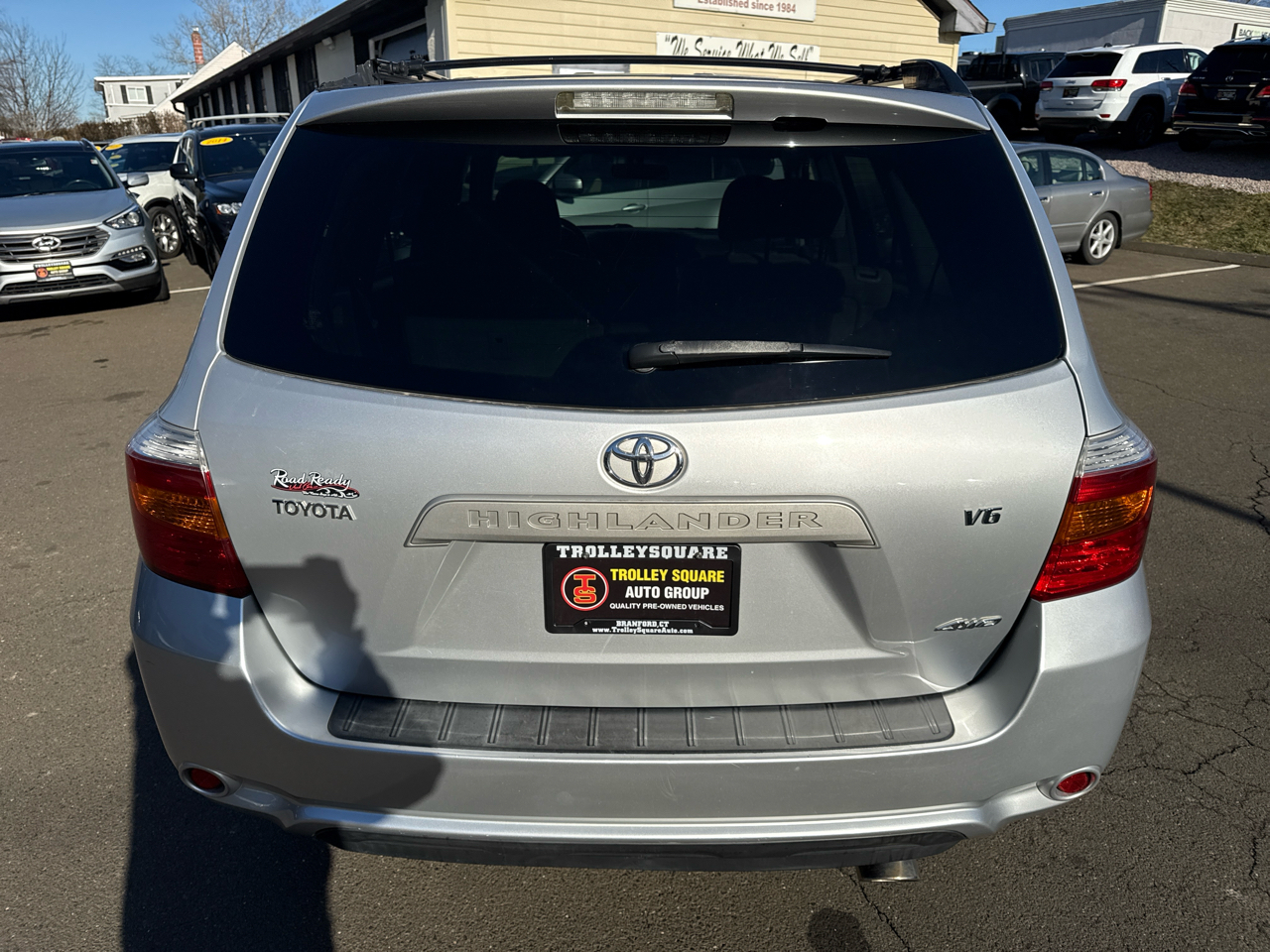 Toyota Highlander Base 4WD 2008