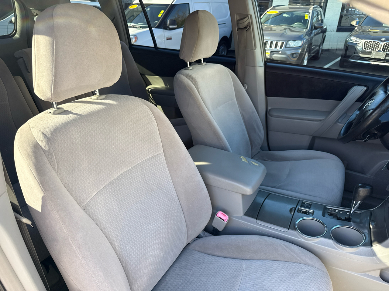 Toyota Highlander Base 4WD 2008