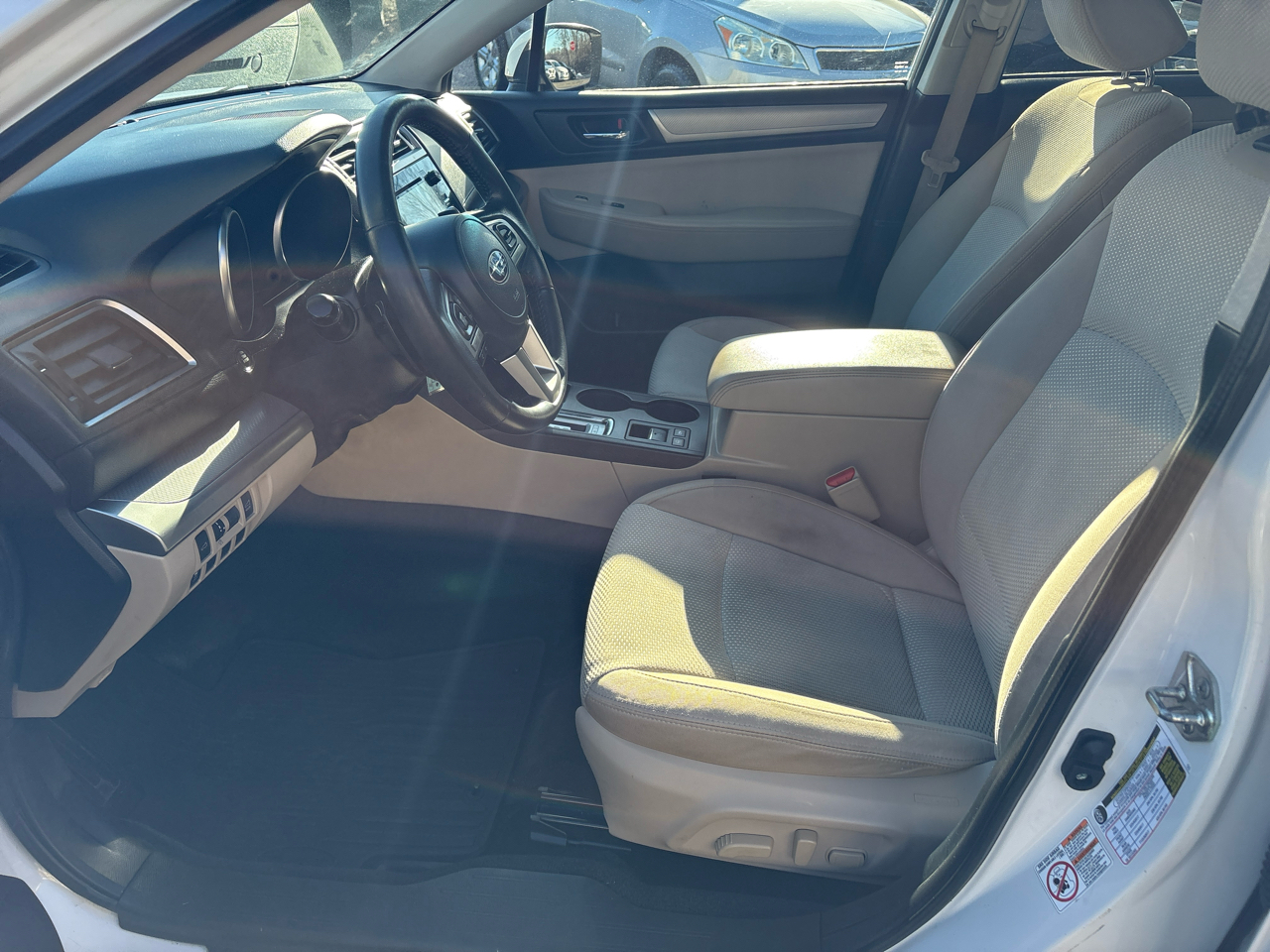 Subaru Outback 2.5i Premium 2015