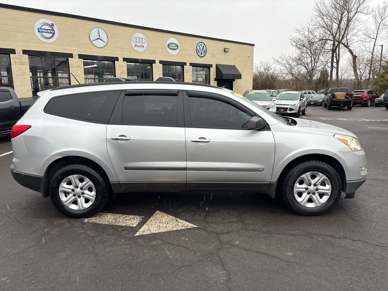 Chevrolet Traverse LS AWD 2009