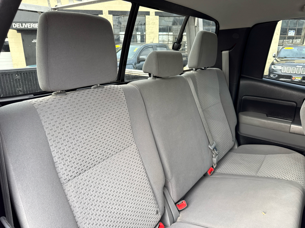 Toyota Tundra Tundra-Grade Double Cab 4.6L 4WD 2013