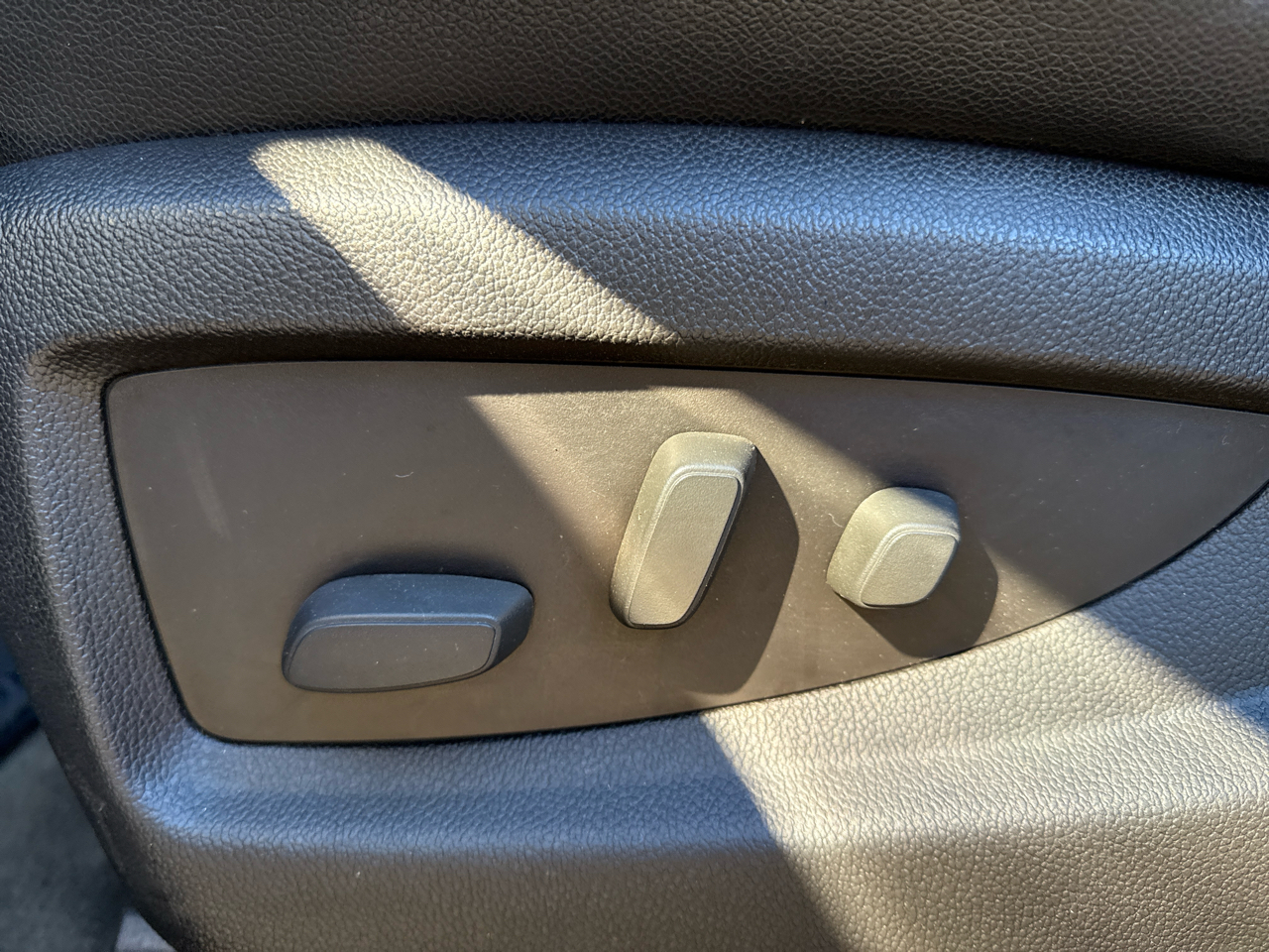 GMC Sierra 1500 SLT Crew Cab Short Box 4WD 2015