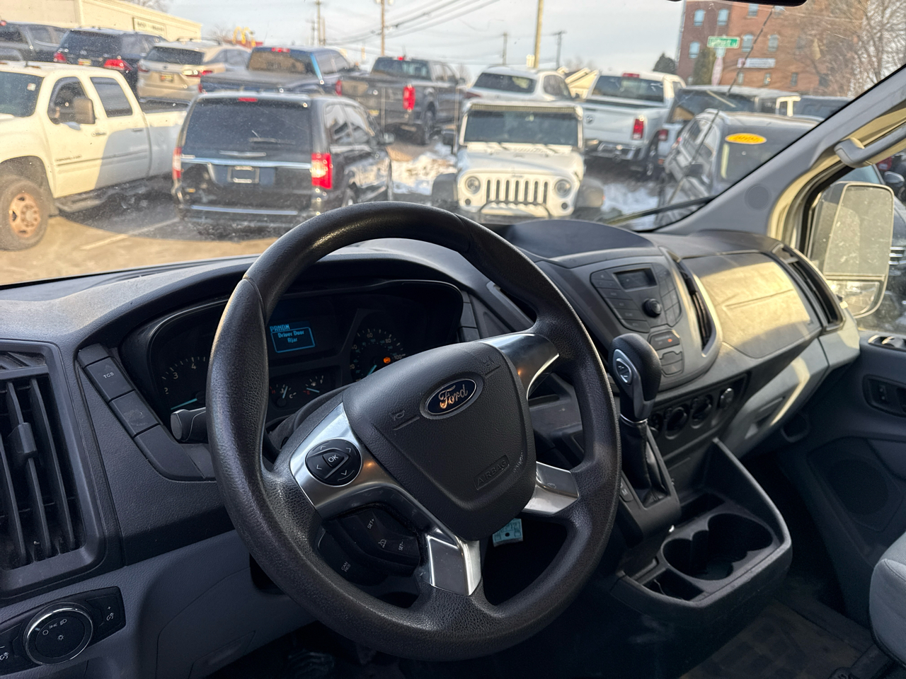 Ford Transit 250 Van Low Roof 60/40 Pass.130-in. WB 2016