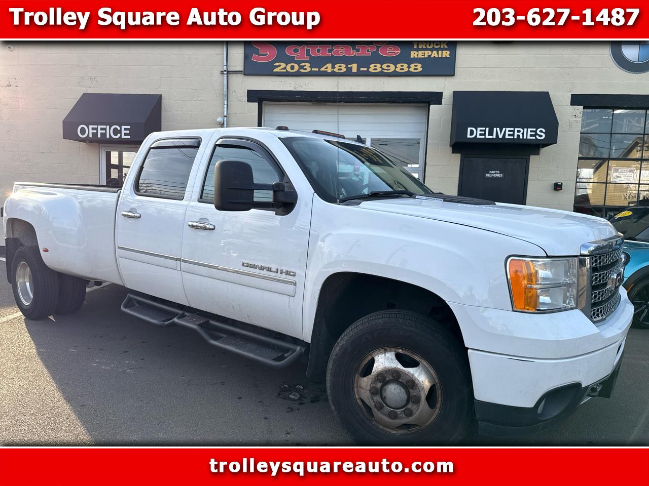 2014 GMC Sierra 3500HD Denali Crew Cab SRW 4WD