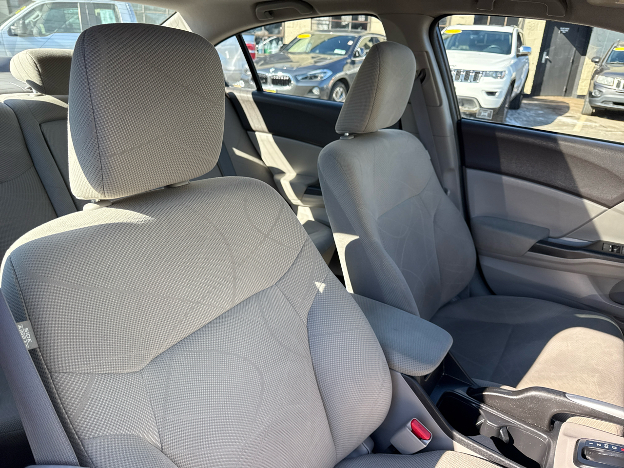 Honda Civic EX Sedan 5-Speed AT 2012