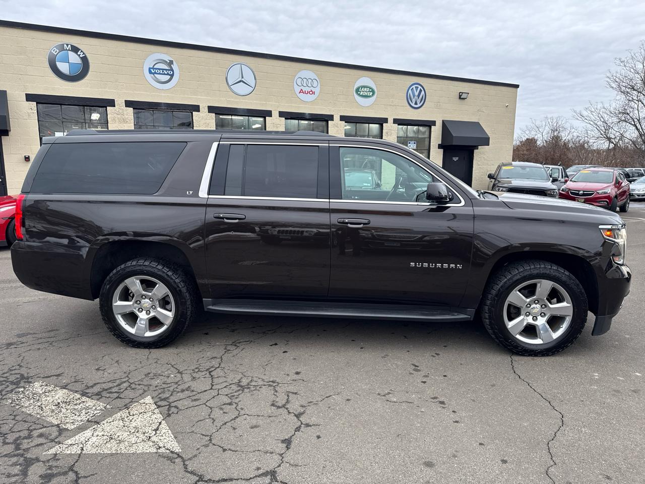 Chevrolet Suburban LT 4WD 2018