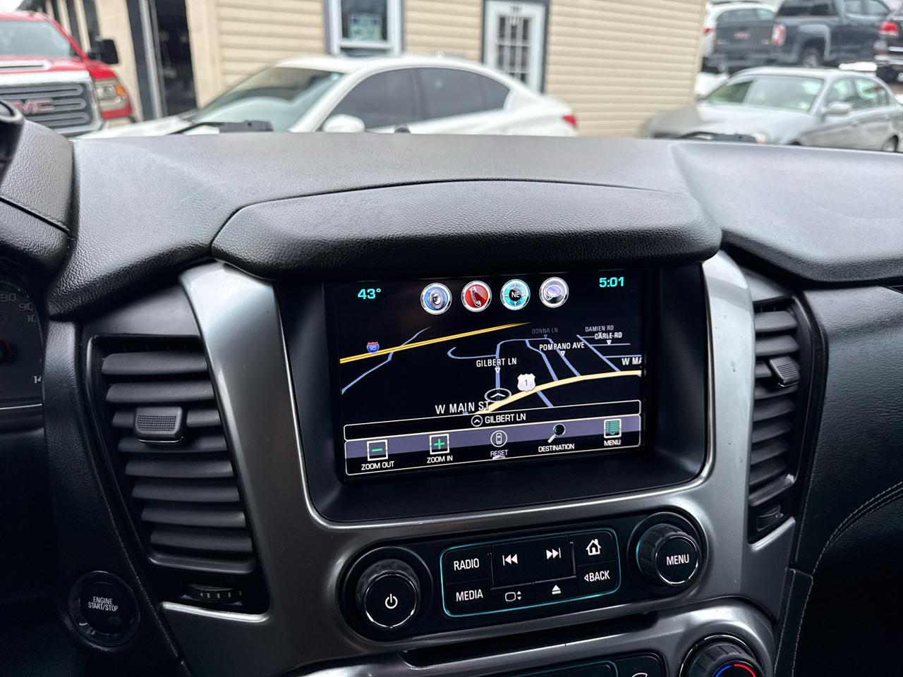 Chevrolet Suburban LT 4WD 2018