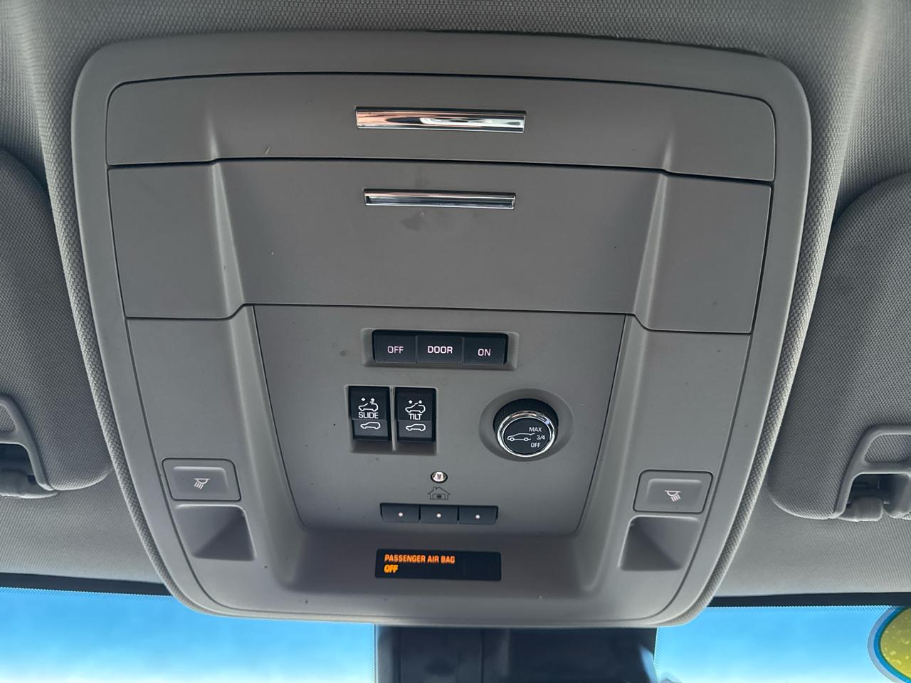 Chevrolet Suburban LT 4WD 2018