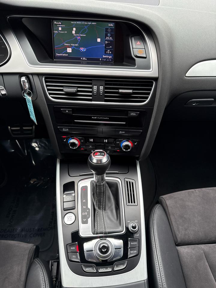 Audi S4 Sedan quattro S tronic 2013