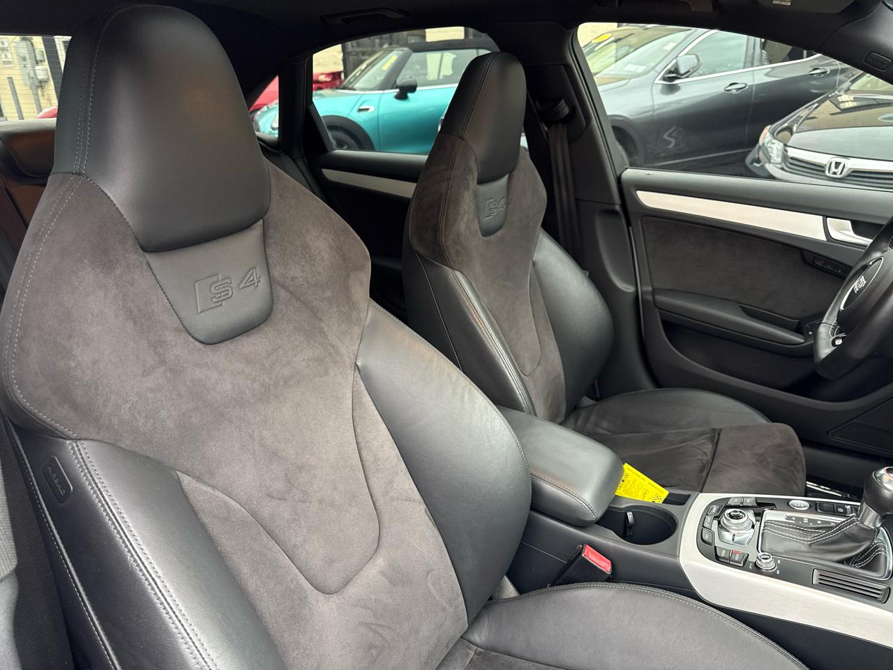 Audi S4 Sedan quattro S tronic 2013