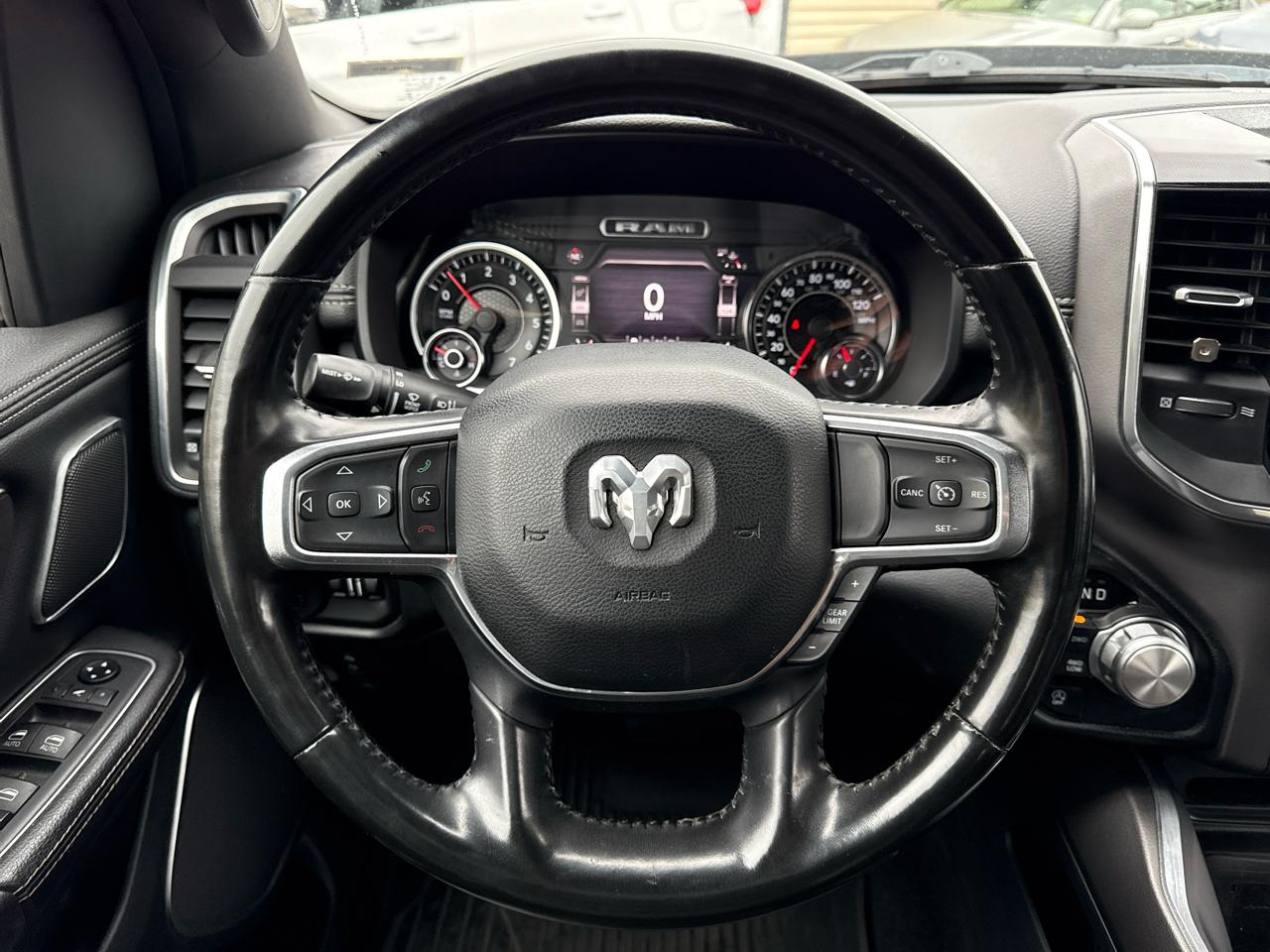 RAM 1500 Laramie Crew Cab SWB 4WD 2021