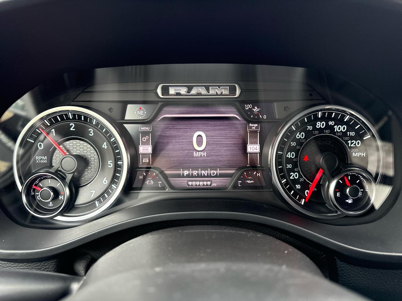 RAM 1500 Laramie Crew Cab SWB 4WD 2021