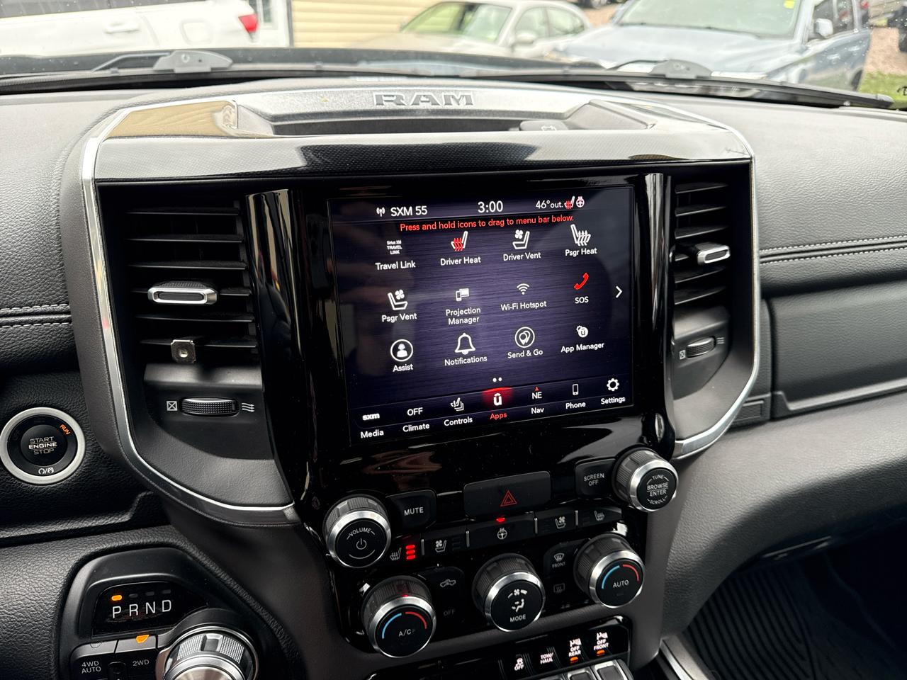 RAM 1500 Laramie Crew Cab SWB 4WD 2021