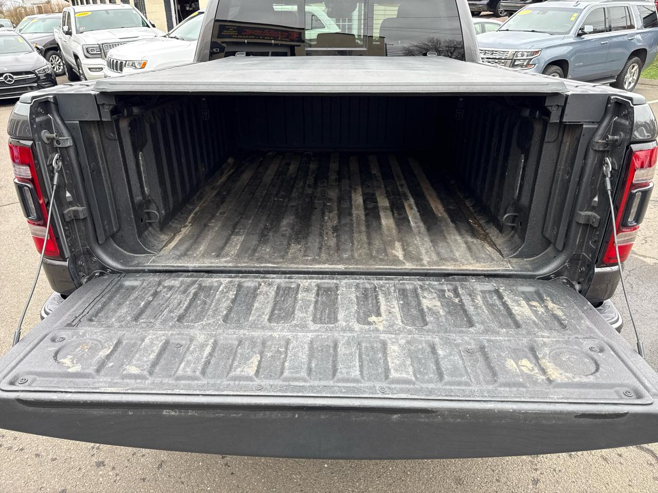 RAM 1500 Laramie Crew Cab SWB 4WD 2021